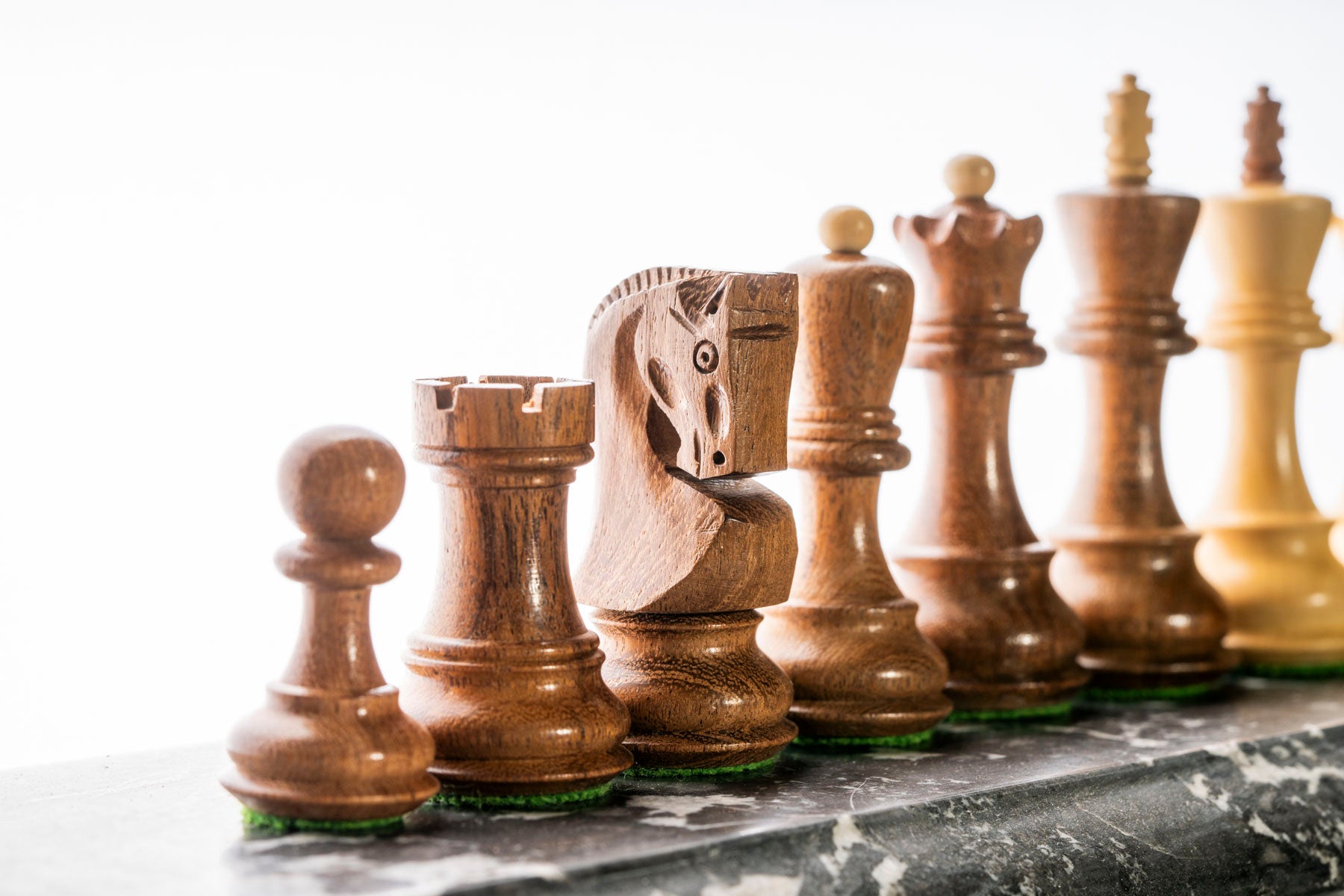 Zagreb Acacia/Boxwood chess pieces 3,5'' - Zagreb Acacia/Boxwood chess pieces 3,5''