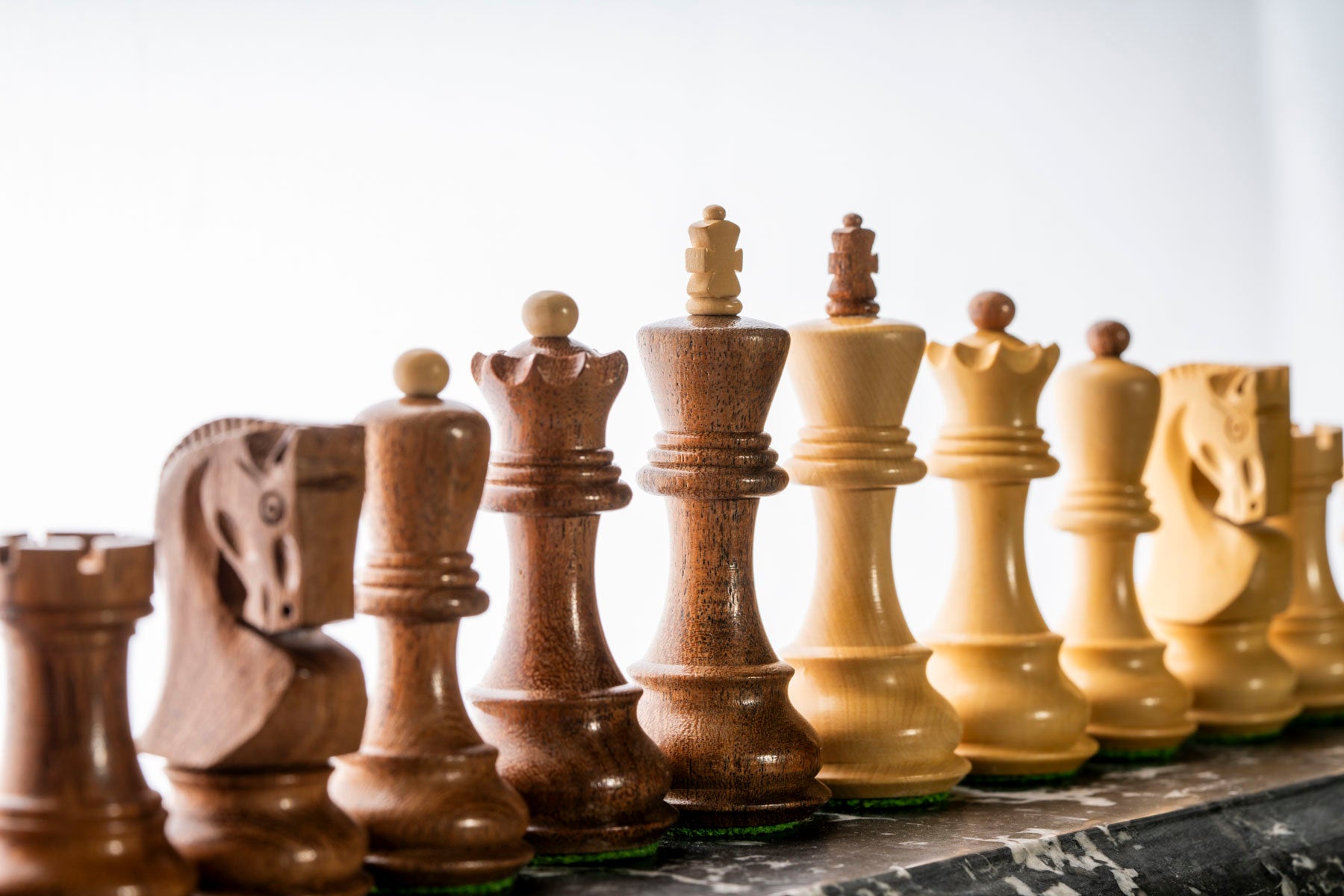 Zagreb Acacia/Boxwood chess pieces 3,5'' - Zagreb Acacia/Boxwood chess pieces 3,5''