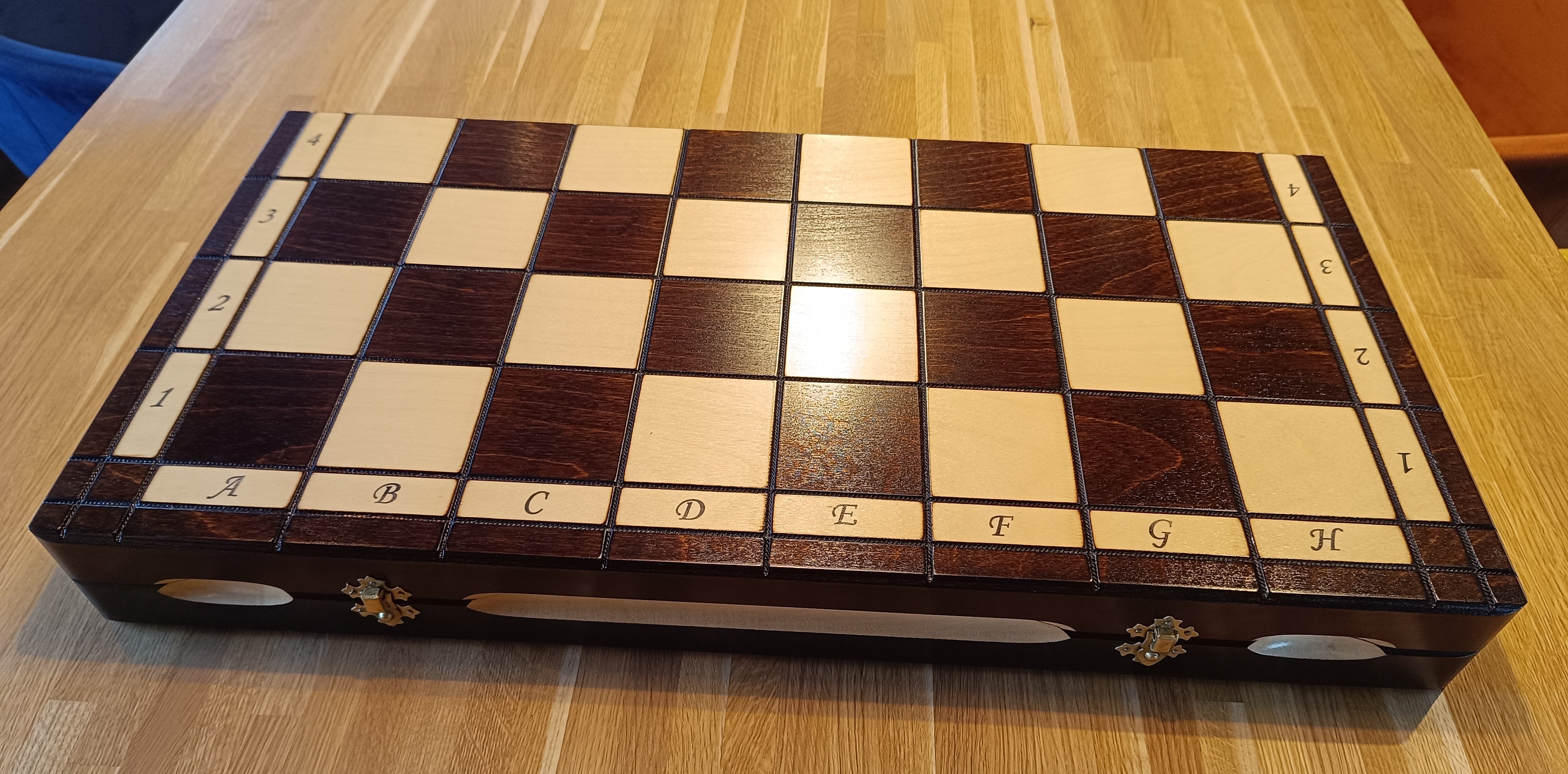CAJA GRANDE/TABLA DE AJEDREZ ROYAL LUX (65 x 65 cm), casillas de 72 mm - CAJA GRANDE/TABLA DE AJEDREZ ROYAL LUX (65 x 65 cm), casillas de 72 mm