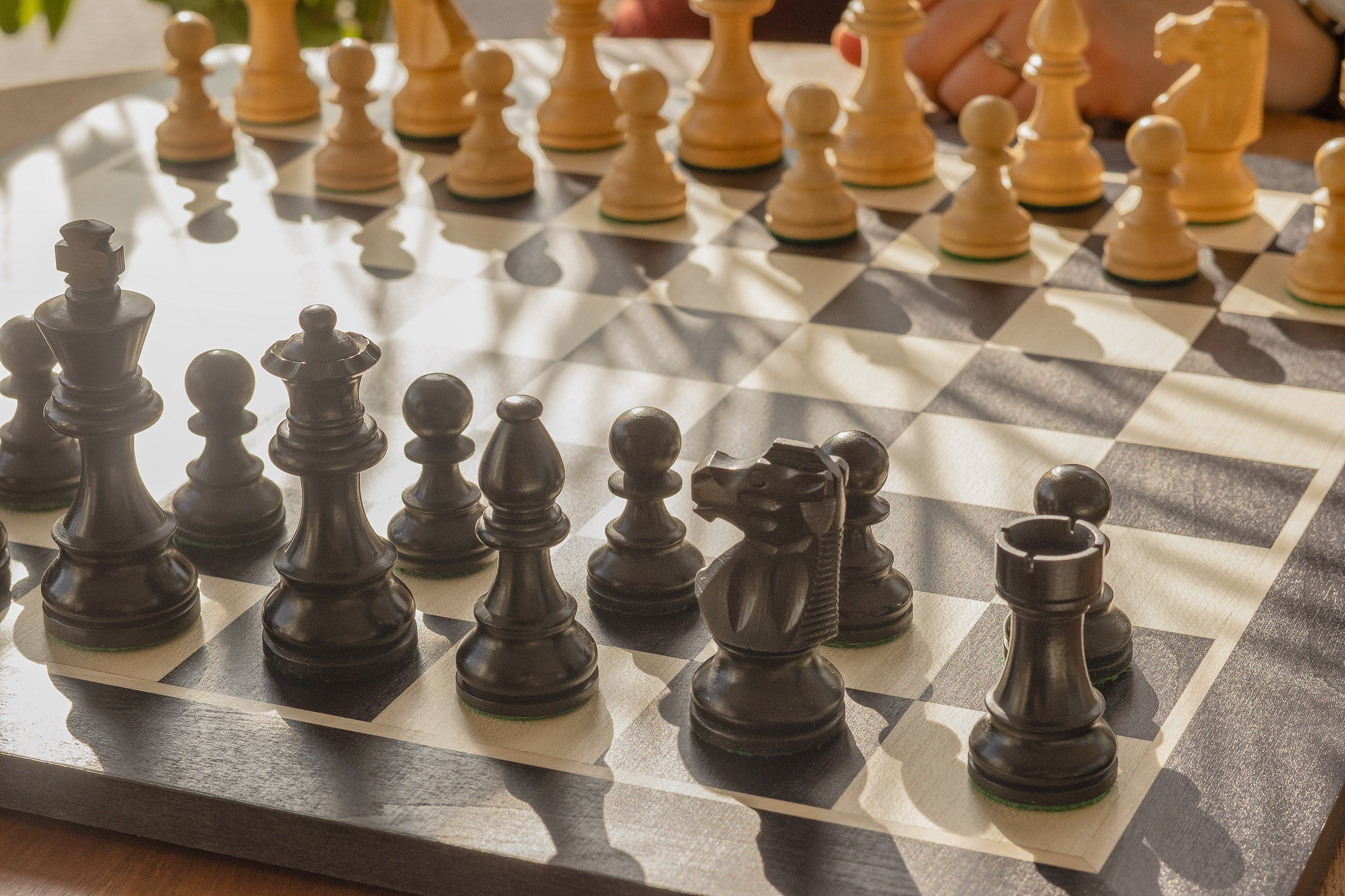 No5 Black Chessboard + 3.5" French Ebonised pieces - No5 Black Chessboard + 3.5" French Ebonised pieces