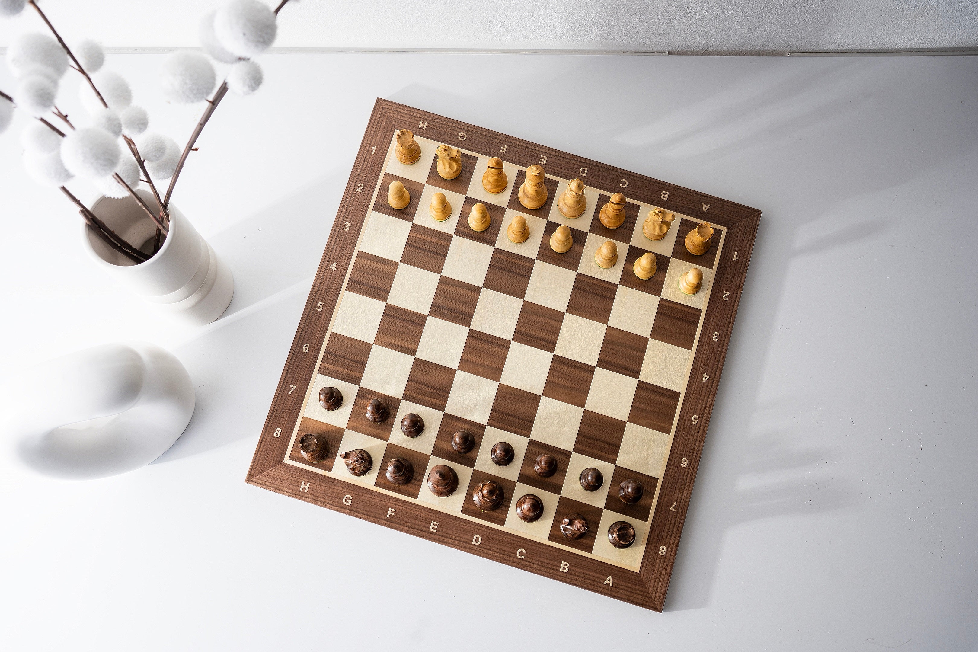Reykjavik Acacia/Boxwood chess pieces 3,5'' - Reykjavik Acacia/Boxwood chess pieces 3,5''