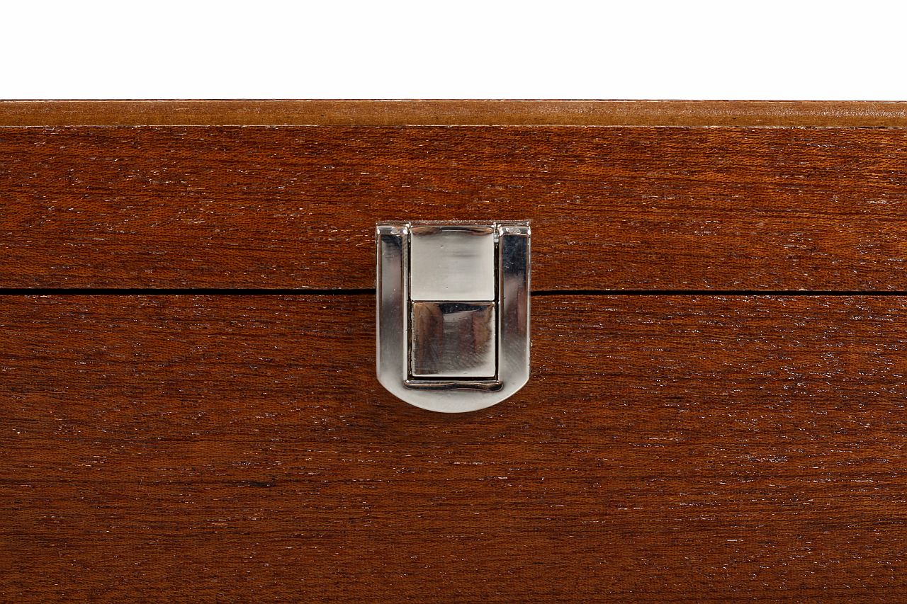 High Quality Chess Box - Sapele wood Veneer (24x15x11cm) - High Quality Chess Box - Sapele wood Veneer (24x15x11cm)