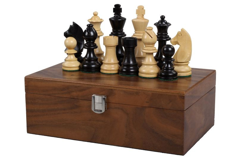 High Quality Chess Box - Walnut wood Veneer (24x15x8,5cm) - 6fbcb3c19923c39d2184de66460b032e