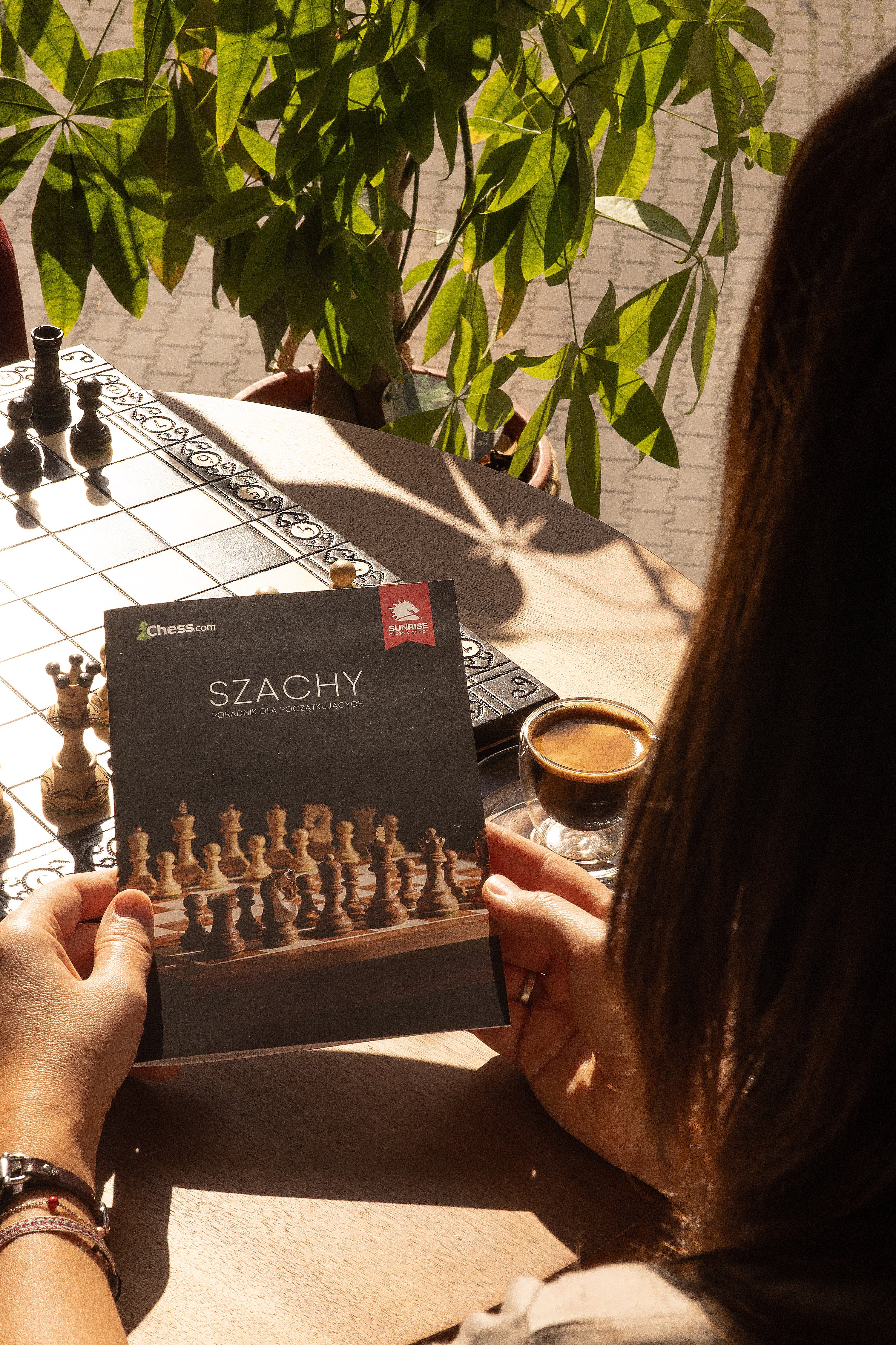 Large carved SENATOR CHESS SET (42x42cm) – black - Large carved SENATOR CHESS SET (42x42cm) – black