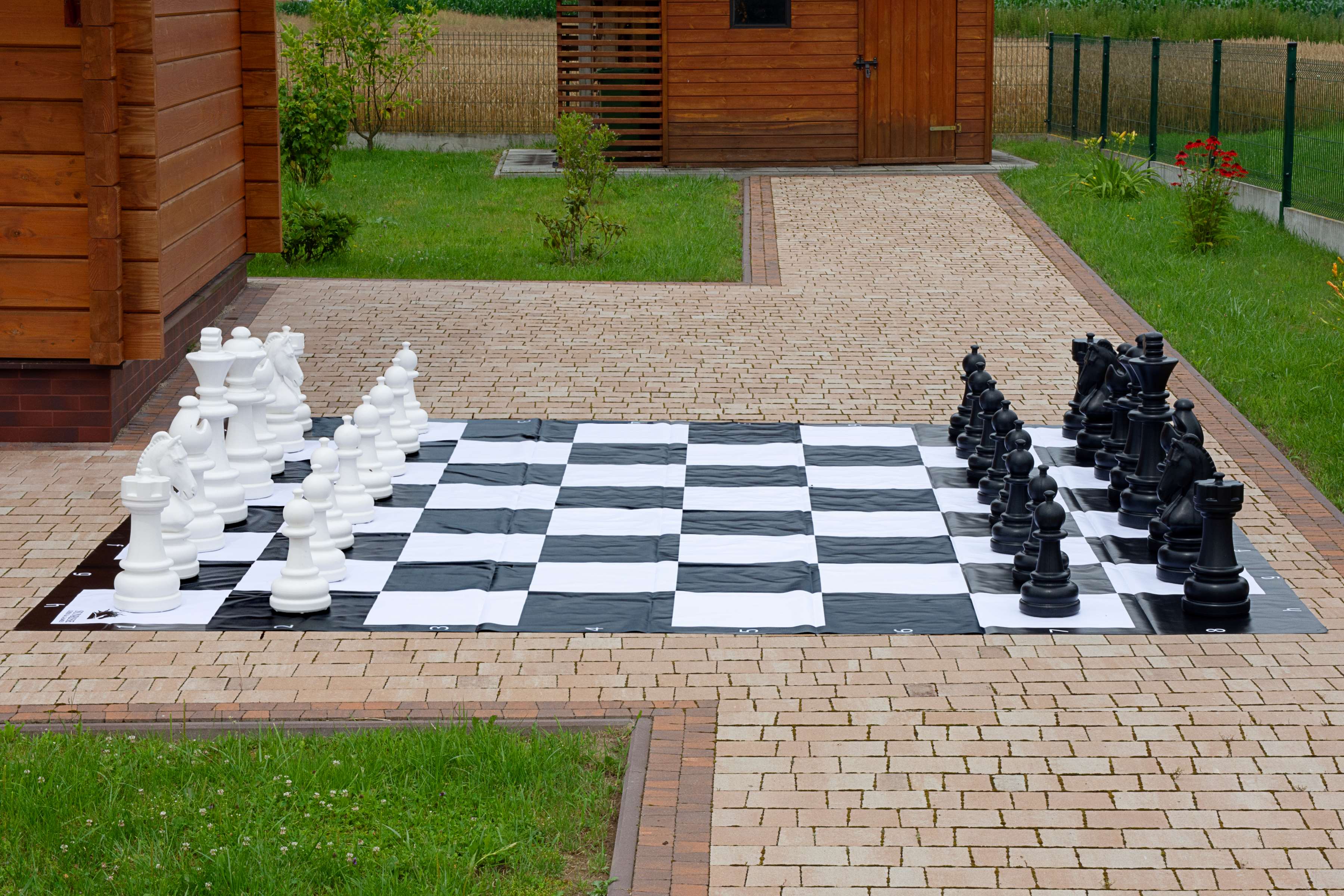 Plastic giant chess pieces (king height 74 cm) - Plastic giant chess pieces (king height 74 cm)