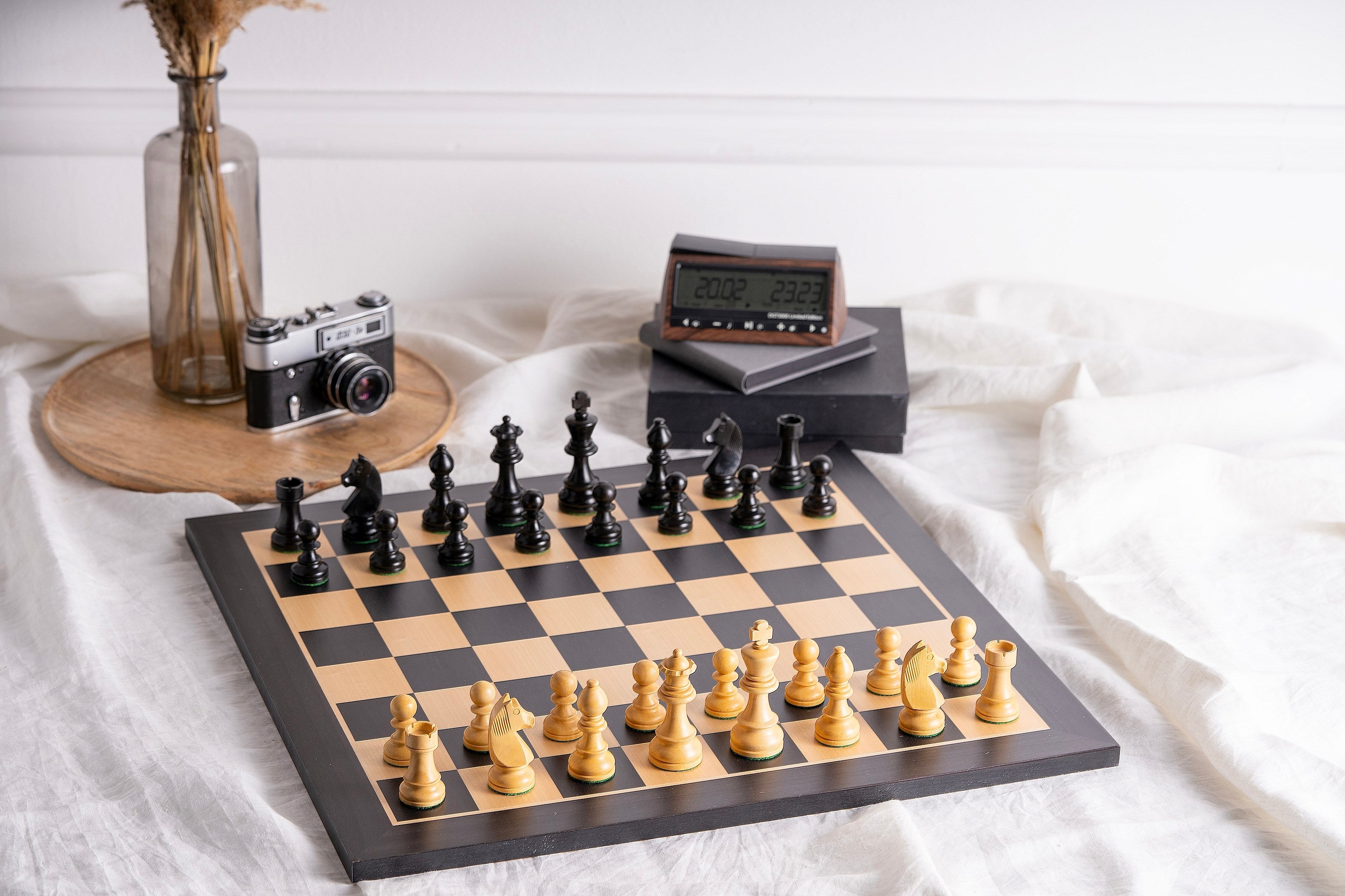 Tournament chess set No. 5 - 50mm board + German Knight 3.5" pieces - Tournament chess set No. 5 - 50mm board + German Knight 3.5" pieces