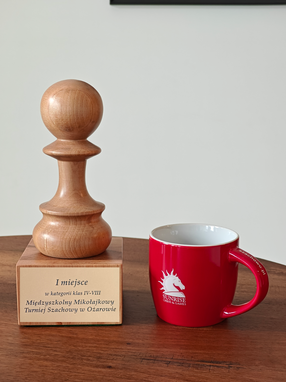 Wooden Chess Trophie - White Pawn - Wooden Chess Trophie - White Pawn
