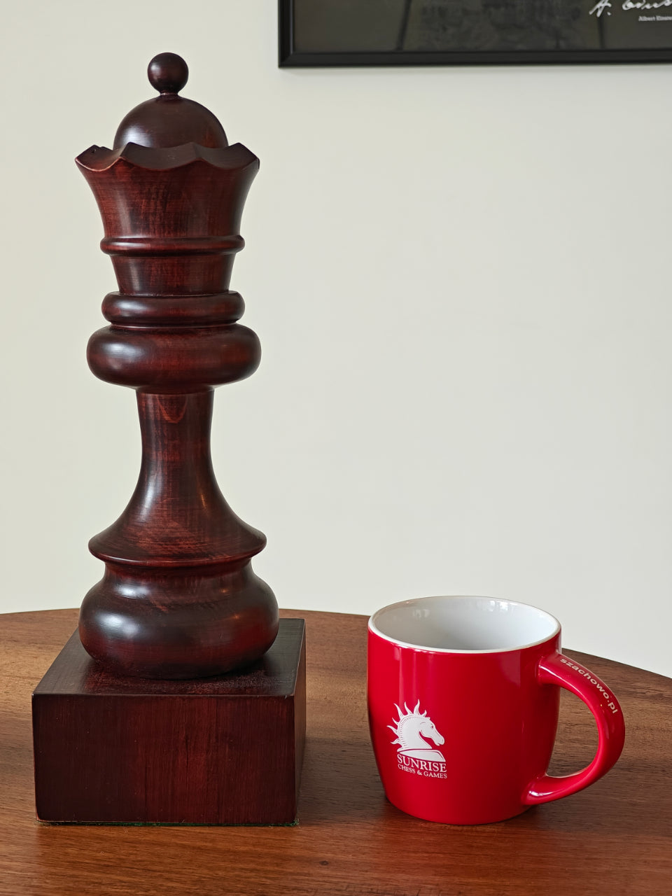 Wooden Chess Trophie - Black Queen - Wooden Chess Trophie - Black Queen
