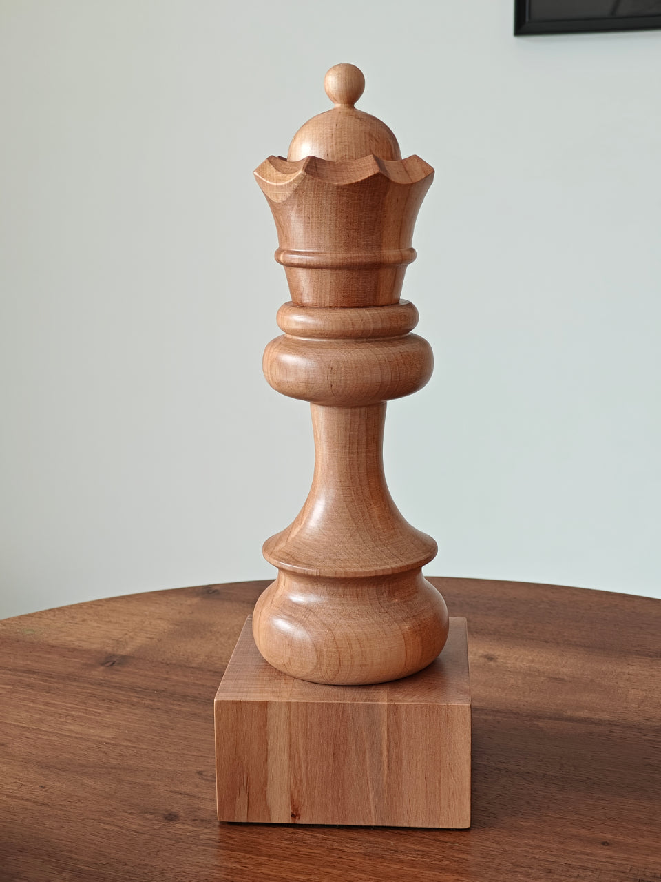 Wooden Chess Trophie - White Queen (35 cm height) - 1bb67a305780a81df45be680e062cc91