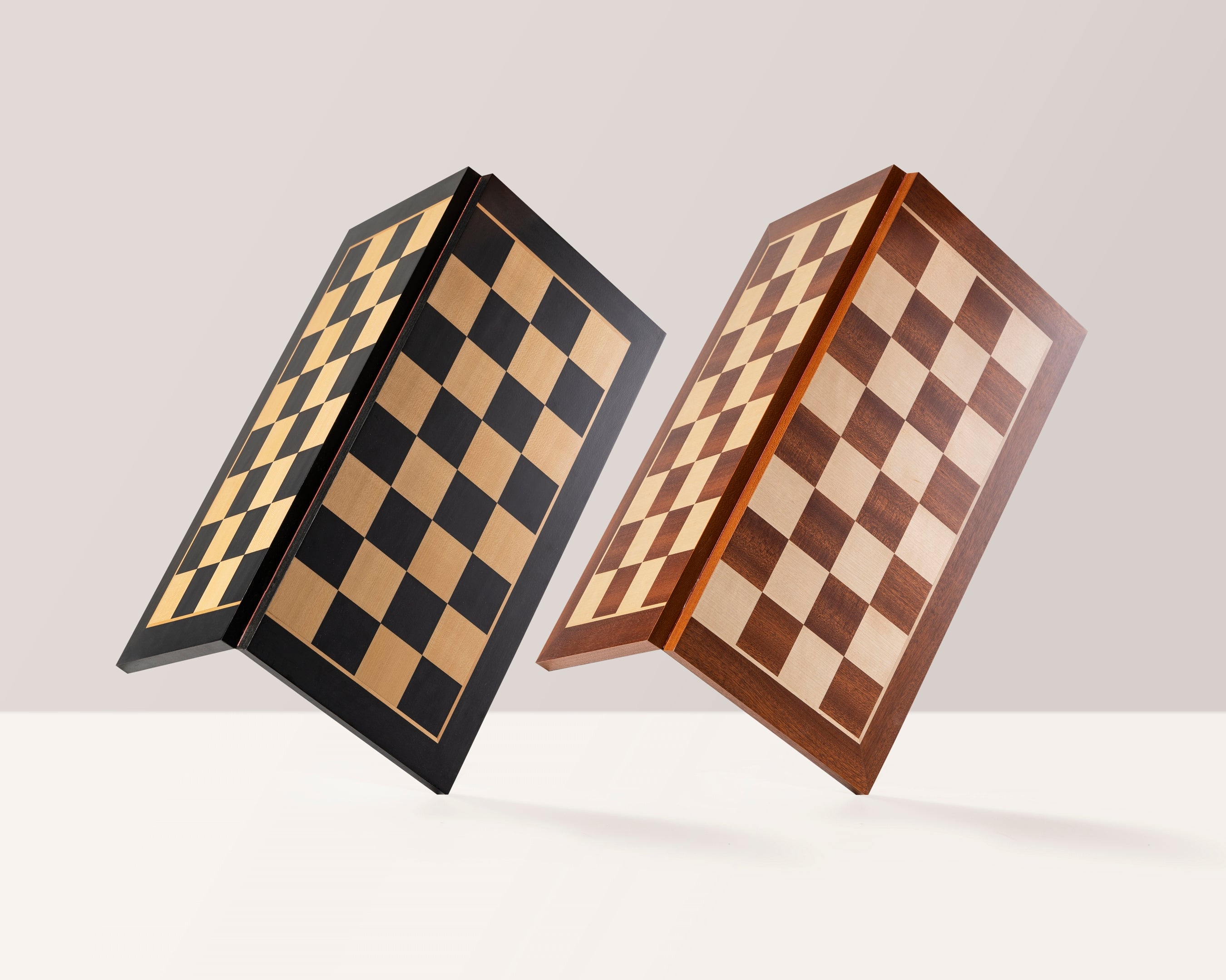 Folding chess board No. 6 (without description) ebonised (marquetry) - Folding chess board No. 6 (without description) ebonised (marquetry)