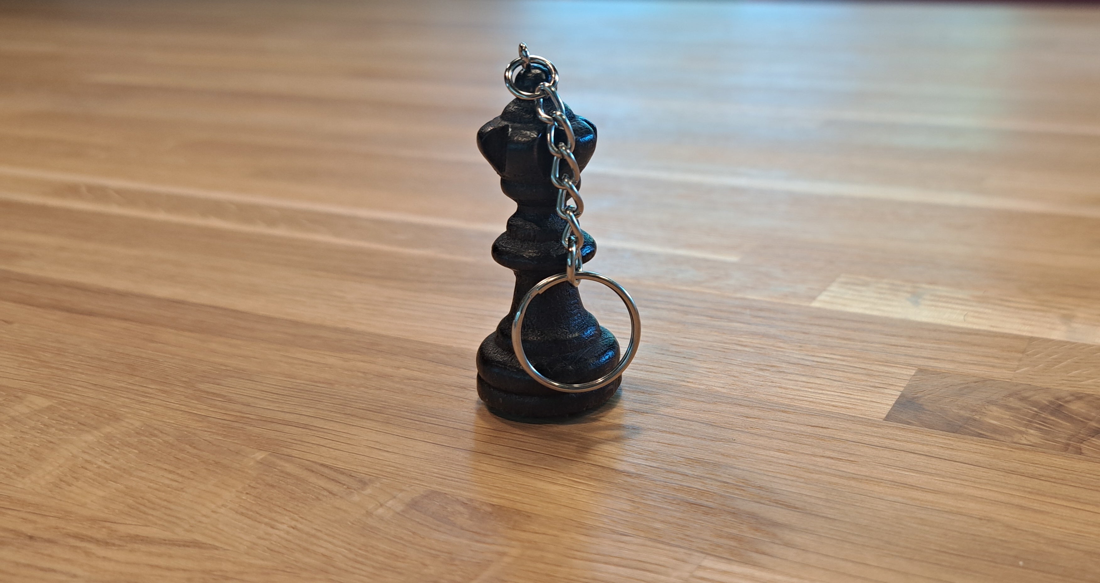 Black QUEEN key ring - Black QUEEN key ring