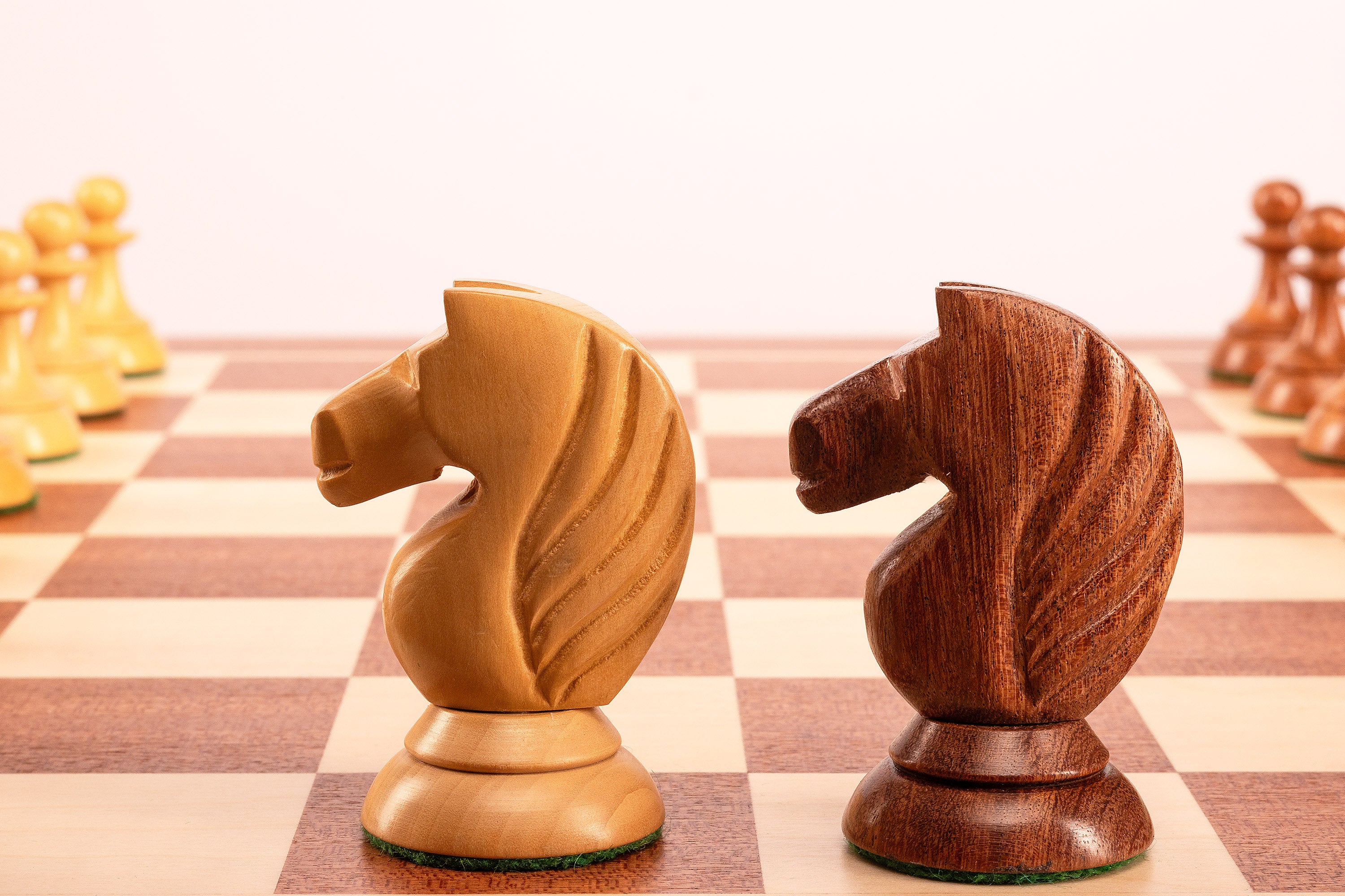 Figuritas de ajedrez Queen's Gambit de 1957, madera de acacia india, 3,75 pulgadas - Figuritas de ajedrez Queen's Gambit de 1957, madera de acacia india, 3,75 pulgadas