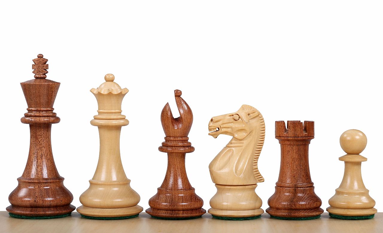 Stallion Knight Acacia/Boxwood 3,5" chess pieces - Stallion Knight Acacia/Boxwood 3,5" chess pieces