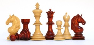 UNICORN REDWOOD 4,25" chess pieces - UNICORN REDWOOD 4,25" chess pieces
