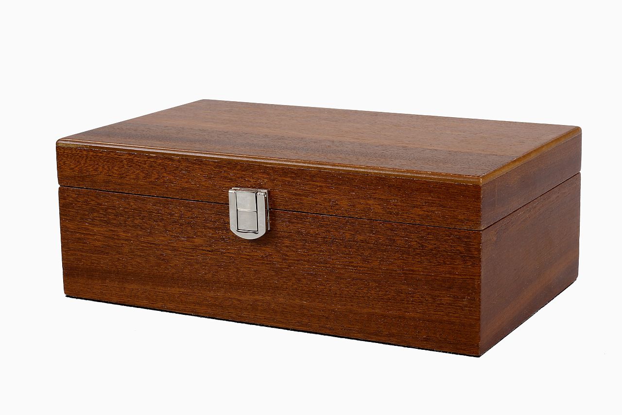 kuferek-na-figury-24x15x8-5cm-chw29bsapele_47b6a213-891a-4e49-9127-c803b57484ff.jpg