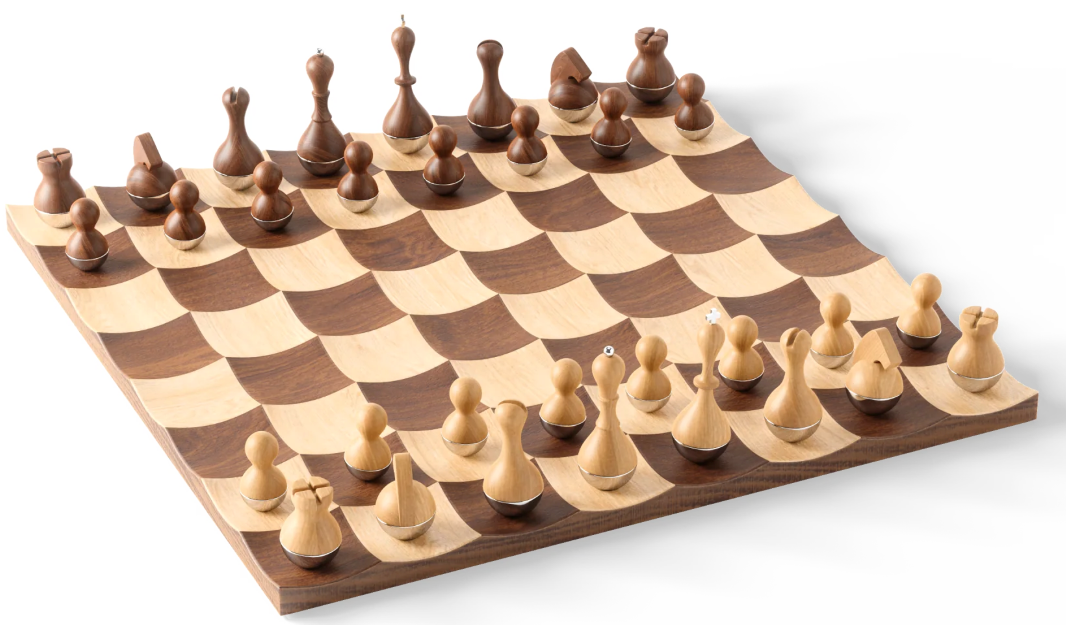 szachy-designerskie-wobble-377601656_e102b572-70d0-4416-93ae-5cc459205a71.png
