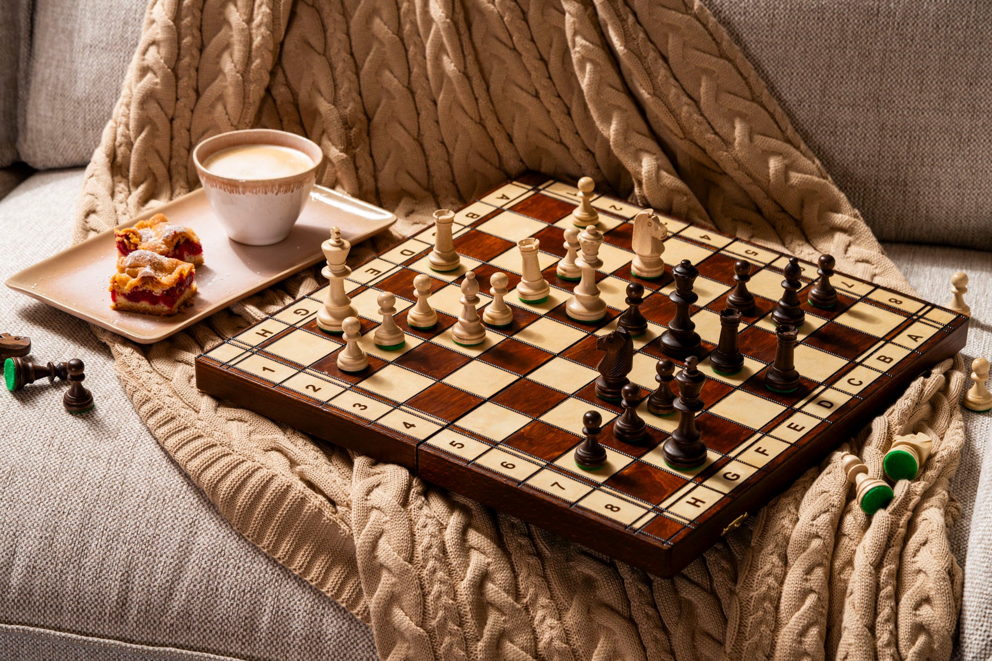 JUPITER" No. 4 Tournament Wooden Chess Set (42x42cm) burned and weighted - JUPITER" No. 4 Tournament Wooden Chess Set (42x42cm) burned and weighted